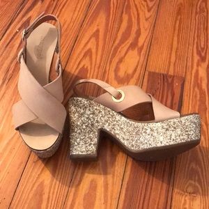 Amazing glitter platform heels!